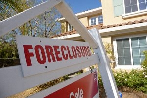 Navigating Foreclosures in the Face of a Pandemic